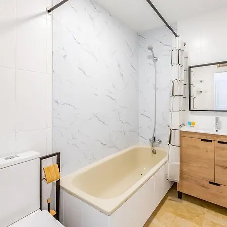 Casa Jardines Del Sol J5 *